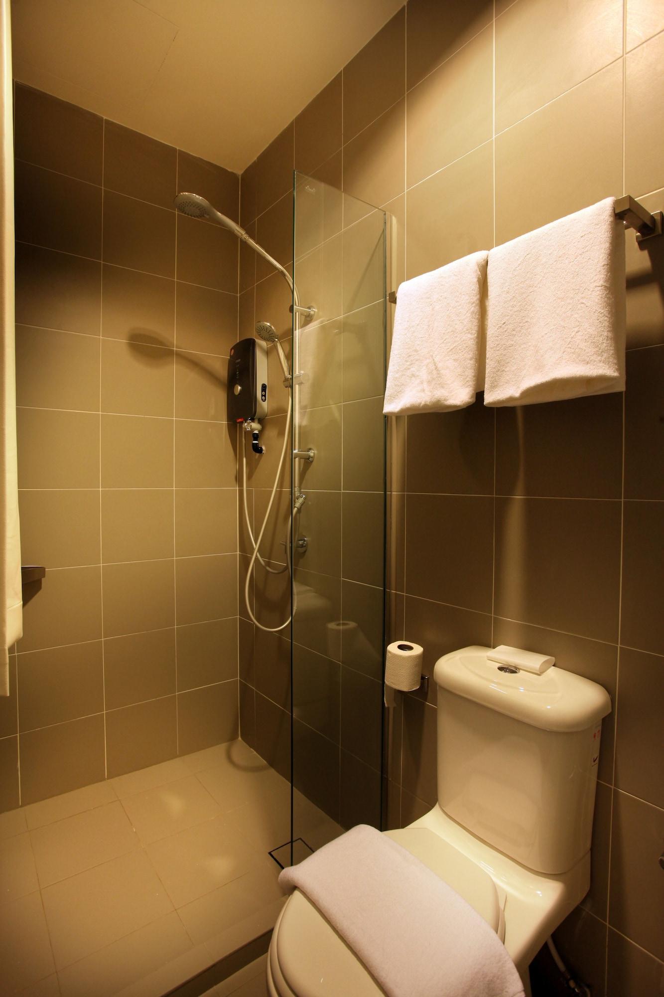 โอบูทิก สวีท โฮเต็ล แอท บันดา อุตามา Hotel เปอตาลิงจายา ภายนอก รูปภาพ
