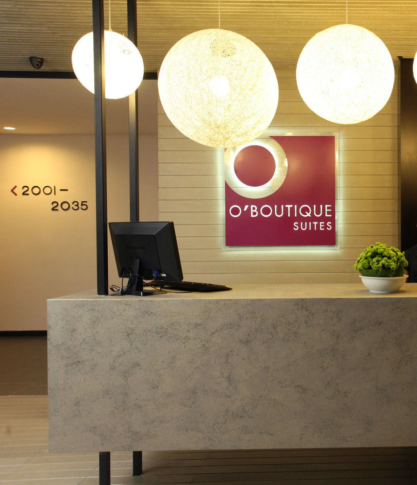 โอบูทิก สวีท โฮเต็ล แอท บันดา อุตามา Hotel เปอตาลิงจายา ภายนอก รูปภาพ